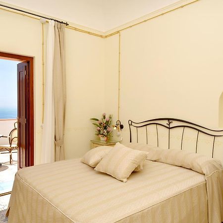 Locanda Degli Dei Праяно Екстер'єр фото